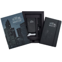 Набор PowerBox: универсальное зарядное устройство (4000mAh), блокнот и ручка в подарочной коробке, изображение 9