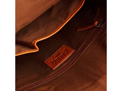 Рюкзак-сумка KLONDIKE DIGGER Mara, натуральная кожа цвета коньяк, 32,5 x 36,5 x 11 см — 1070.04_2, изображение 5