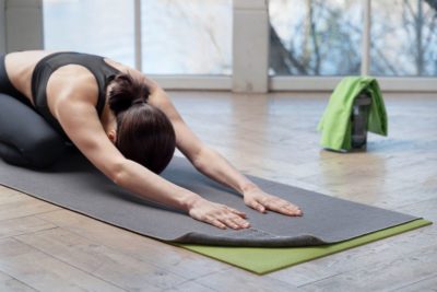 Полотенце-коврик для йоги Zen, серое, изображение 3