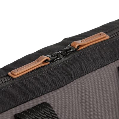 Сумка для ноутбука Sideways Laptop Bag, черная с серым, изображение 11